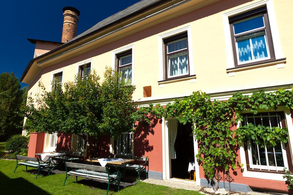 Gasthof Braeuer - Familie Eibensteiner Weißkirchen in Steiermark Extérieur photo