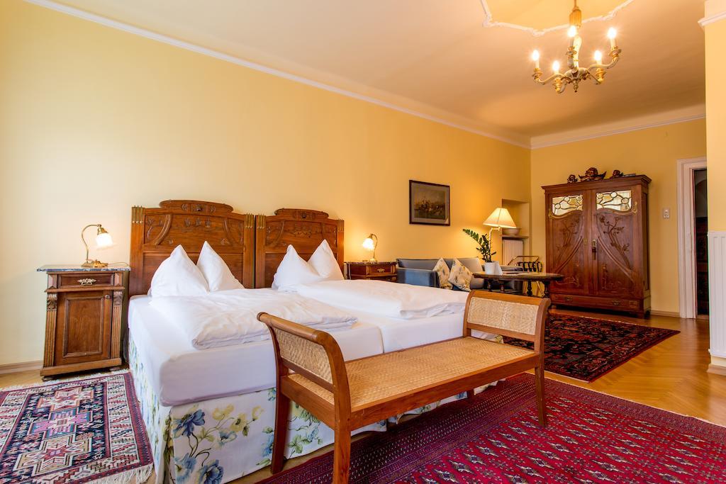 Gasthof Braeuer - Familie Eibensteiner Weißkirchen in Steiermark Chambre photo