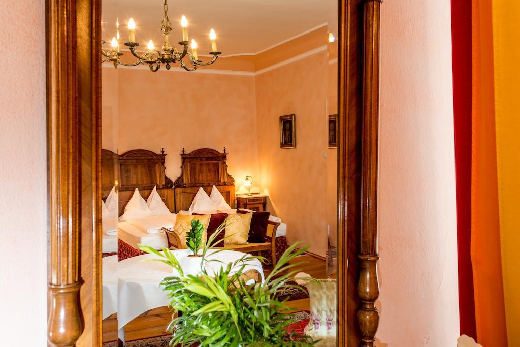 Gasthof Braeuer - Familie Eibensteiner Weißkirchen in Steiermark Chambre photo